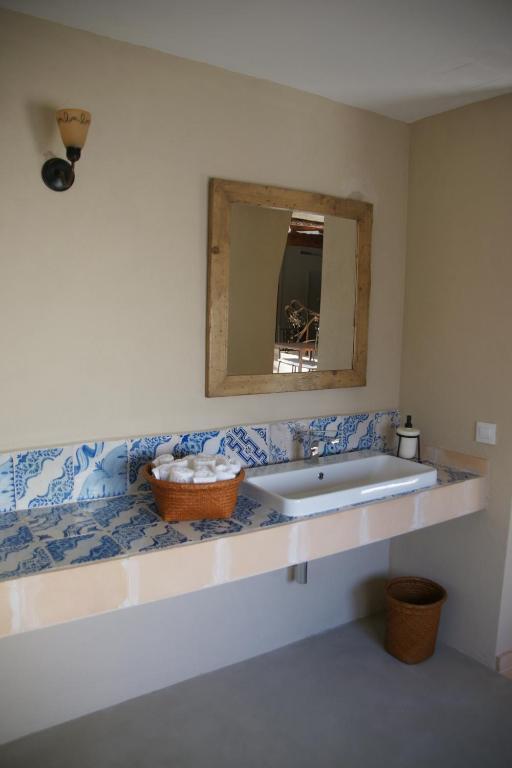 Hotel Rural Cal Torner Adults Only Guiamets Zewnętrze zdjęcie